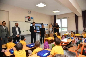 basiskelede-2-bin-124-birinci-sinif-ogrencisine-kirtasiye-destegi-BHQnrPIT.jpg
