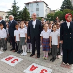 baskan-muzaffer-biyik-ogretmen-ve-ogrencilerin-taleplerini-dinledi-GalCZhMW.jpg