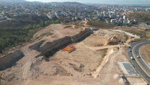 cayirovayi-sevindiren-haber-hastane-insaati-yeniden-basliyor-CYIQactS.jpg