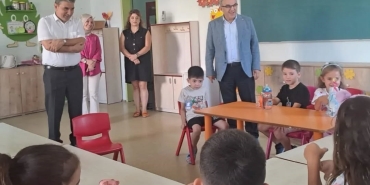 edremitte-ilce-milli-egitim-muduru-esmenden-okul-ziyaretleri-wjl2Jgiy.jpg