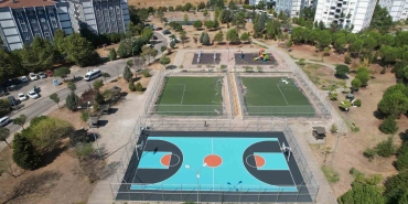 genclik-parkinin-spor-sahalari-yenileniyor-RpODsrbu.jpg