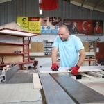 izmit-belediyesi-atolyeleri-fabrika-gibi-uretmeye-devam-ediyor-NIkJVdSJ.jpeg