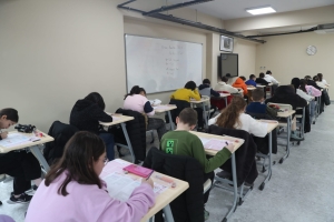 izmit-belediyesi-lgs-hazirligini-mahallelere-tasiyor-zpPhbIK2.jpeg