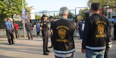 kocaeli-emniyet-mudurlugunden-okul-cevrelerinde-genis-denetim-jTilenRC.jpg