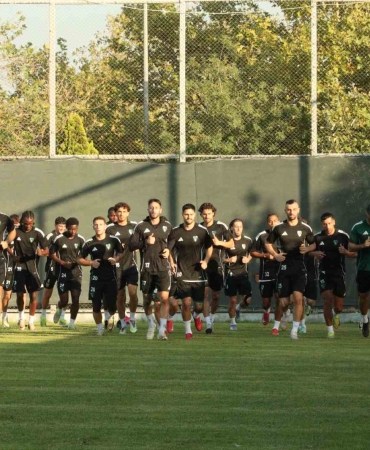 kocaelispor-besiktas-macinin-hazirliklarini-surduruyor-yhWTAmSd.jpg