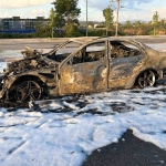 motor-arizasi-veren-yabanci-plakali-aracini-gumrukten-geciremeyince-yakti-AD9Qpmh7.jpg