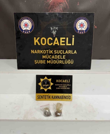 narkotik-ekiplerinden-operasyon-500-gram-metamfetamin-ele-gecirildi-A3mhDimQ.jpg