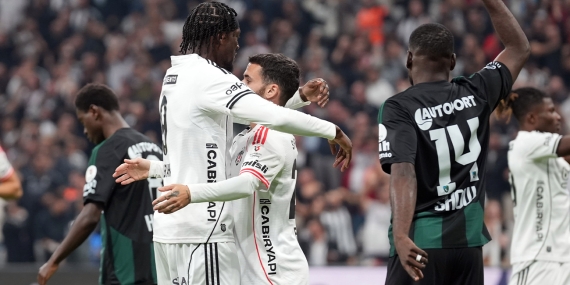 Rafa Silva gollerine devam ediyor