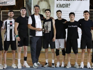 uzuntarlada-sahada-rekabet-gonullerde-dostluk-kazandi-Y9DiTTKF.jpg