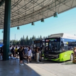 vatandaslar-mavi-bayrakli-plajlara-800ck-ile-akin-etti-gncbfeJj.jpg