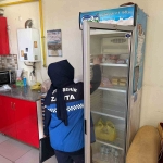 zabita-kantinlerdeki-yasakli-urunleri-tezgahlardan-kaldirdi-zJpDkSrp.jpg