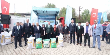 3-bin-500-ciftciye-bin-420-ton-yem-bitkisi-tohumu-destegi-9lKKsKZI.jpg