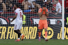 barcelona-sezonun-ilk-maglubiyetini-farkli-kaybederek-aldi-2WuPqRmP.jpg