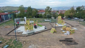 basiskelede-yeni-cocuk-parki-yapiliyor-2NH7IN7h.jpg