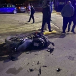 is-makinesi-ile-carpisan-motosikletli-agir-yaralandi-1FLCV6si.jpg