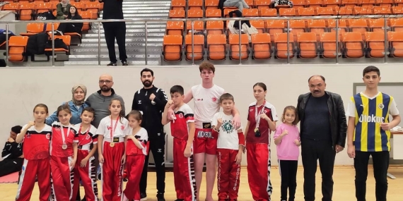 korfez-genclerbirligi-sporculari-daricadan-9-madalya-ile-dondu-bWiSGKXx.jpg