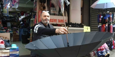 ne-tamir-ne-satis-kaldi-kocaelinin-son-semsiye-ustasi-ayakta-kalmaya-calisiyor-uicJhpvv.jpg