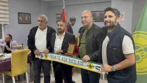 tribun-siddetine-karsi-tek-ses-oldular-6vUqZ1gX.jpg