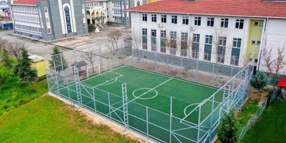 6 ilçedeki kırsala 12 futbol sahası
