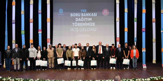 Başiskele’de 1219 öğrenciye YKS soru bankası desteği