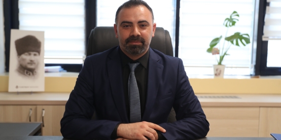 Devrim Bal’dan “Eşi belediyede işe başladı” yalanına tepki:  “Haberi okuyup eşimle güldük”