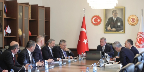 Gölcük’e çok amaçlı kapalı spor salonu müjdesi