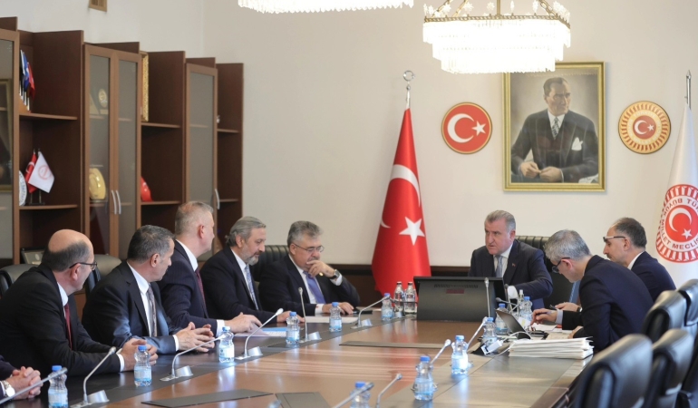 golcuke-cok-amacli-kapali-spor-salonu-mujdesi-W71ztQ3i.jpg