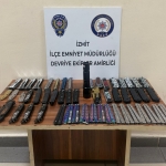izmitte-iki-cocugun-uzerinde-52-kesici-alet-ele-gecirildi-V1JkfGRJ.jpg
