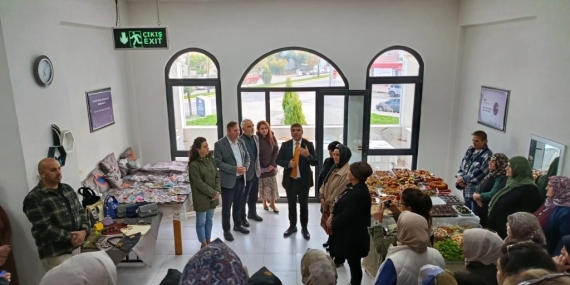 Kartepe’de el emeği ürünler Uras Ege için satıldı