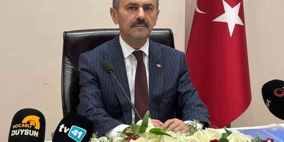 Kocaeli Valisi Aktaş: “Gemide 1 kişi kaldı, kurtarma çalışmaları sürüyor”