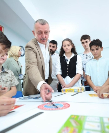 kocaelide-30-bin-ogrenciye-392-milyon-liralik-egitim-destegi-kTIGtI5H.jpg