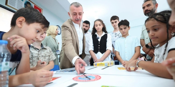 Kocaeli’de 30 bin öğrenciye 392 milyon liralık eğitim desteği