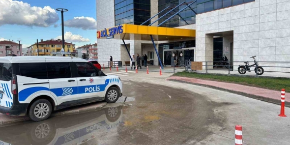 Kocaeli’de polise bıçakla direnen şüpheli silahla vurularak yakalandı