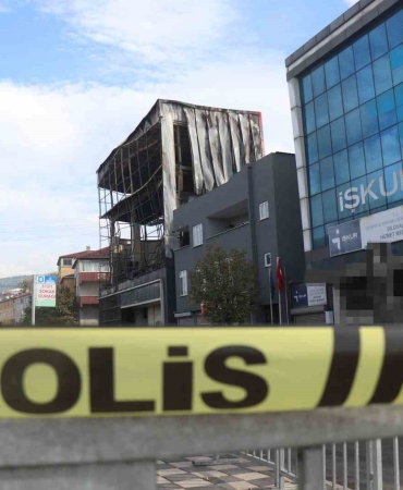 kocaelideki-yangina-iliskin-gozalti-sayisi-11e-yukseldi-15WIspdk.jpg
