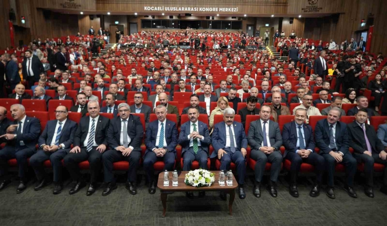kocaelinin-teknoloji-vizyonu-sahneye-cikti-dijital-devrimi-iskalayan-tarihten-silinir-nvCZEhpe.jpg