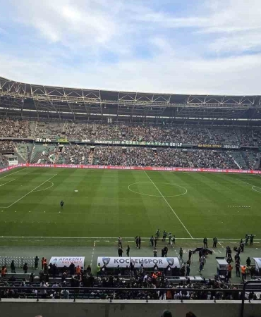 kocaelispor-ile-galatasaray-tribun-liderleri-mac-oncesi-bulustu-JBeVXcvB.jpg