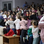 minik-izleyicilerden-tiyatro-oyununa-tam-not-SgBfLdsB.jpg
