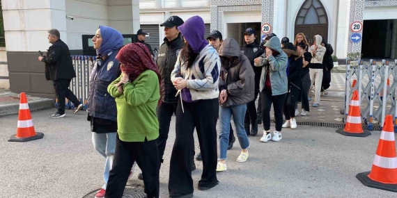 “Sahte bungalov” çetesine dev operasyon: 37 şüpheliden 14’ü tutuklandı