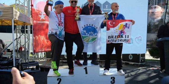 Sakarya Büyükşehirli sporculardan madalya yağmuru