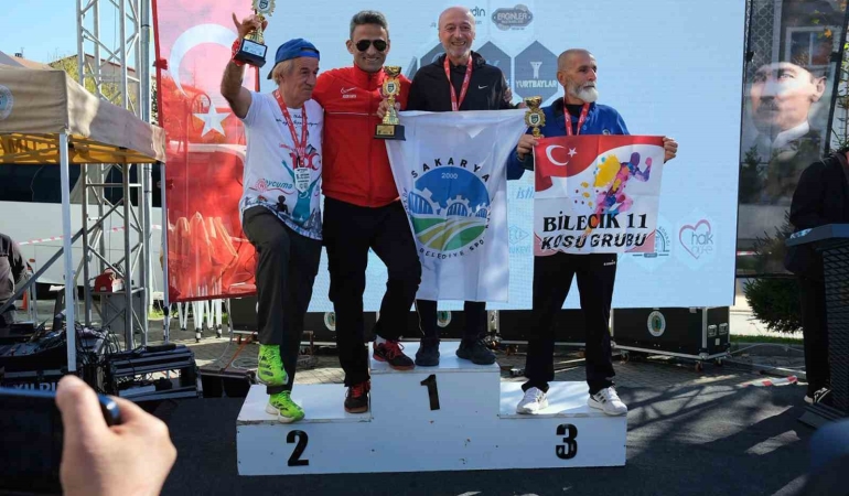sakarya-buyuksehirli-sporculardan-madalya-yagmuru-VrenOseH.jpg