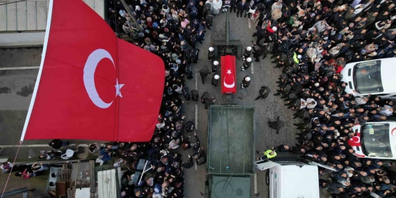 Sakaryalı şehit son yolculuğuna uğurlandı