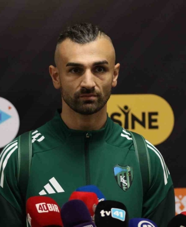 serdar-dursun-kocaelispor-ve-taraftari-karsisinda-oynamak-kolay-degil-uUxsF1hQ.jpg
