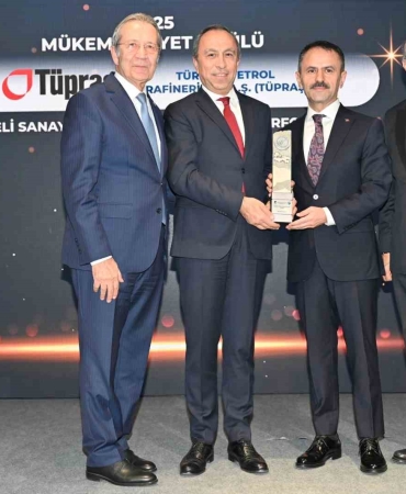 tuprasa-kocaeli-sanayi-odasindan-surdurulebilirlikte-mukemmeliyet-odulu-RLdy4NqK.jpg