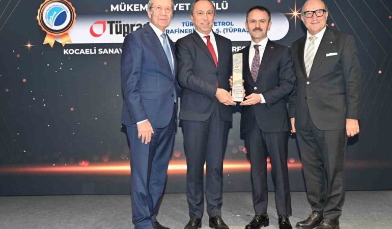 tuprasa-kocaeli-sanayi-odasindan-surdurulebilirlikte-mukemmeliyet-odulu-RLdy4NqK.jpg
