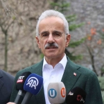 ulastirma-ve-altyapi-bakani-uraloglu-kaptanin-dron-saldirisi-var-diye-yardim-cagrisi-olmustu-Xz6LAHPh.jpg
