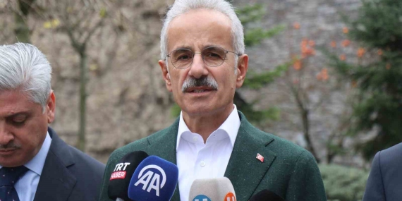 Ulaştırma ve Altyapı Bakanı Uraloğlu: “Kaptanın, ‘Dron saldırısı var’ diye yardım çağrısı olmuştu”