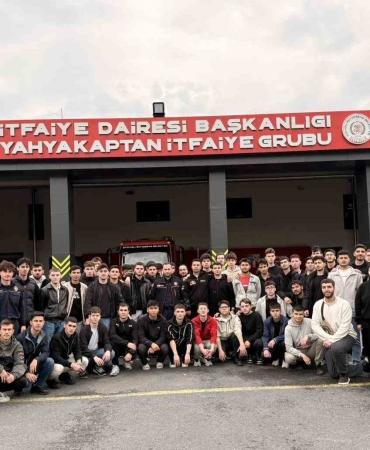 universite-ogrencileri-itfaiye-teskilatini-yerinde-tanidi-uwV7Wc9i.jpg