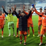 basaksehir-hedef-fenerbahceyi-yenerek-galibiyet-serisi-yakalamak-WRD8QT6X.jpg