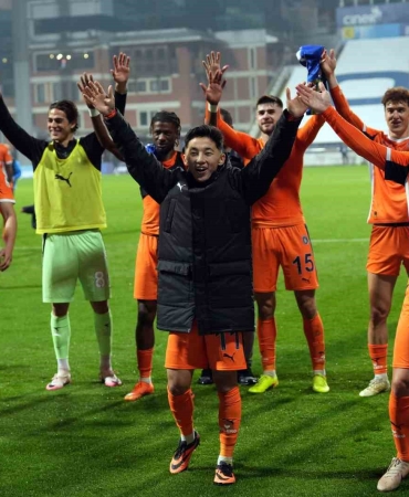 basaksehir-hedef-fenerbahceyi-yenerek-galibiyet-serisi-yakalamak-WRD8QT6X.jpg