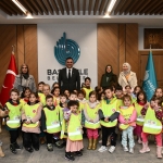 basiskelede-4-6-yas-kuran-kursu-ogrencilerinden-belediye-ziyareti-HQlDE3JA.jpg